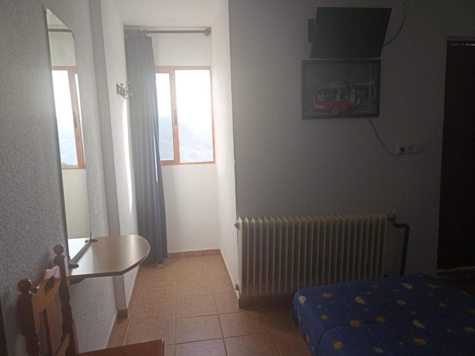 Hostal El Desvio Сьєрра-Невада Екстер'єр фото